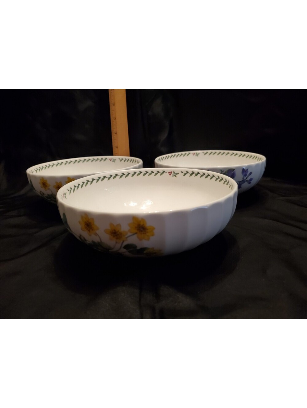 3 Mikasa Summer Symphony Soup/Cereal Bowls 6 3/4"